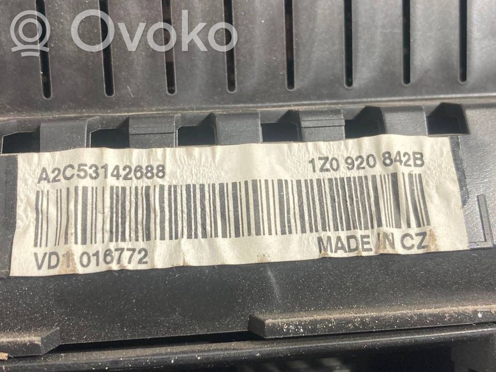 Spidometrs (instrumentu panelī)