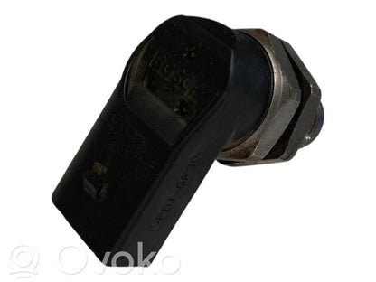 Манометр давления топлива