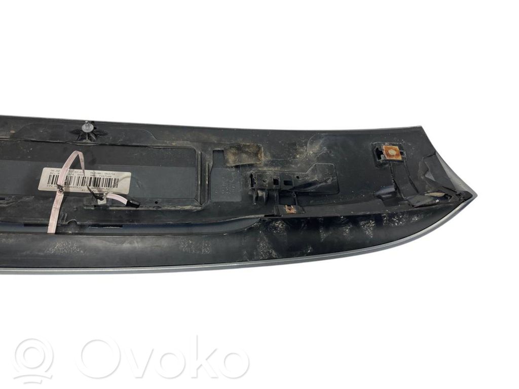 Spoilera aizmugurējais vāks