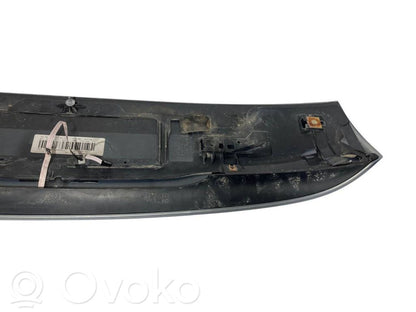 Spoilera aizmugurējais vāks