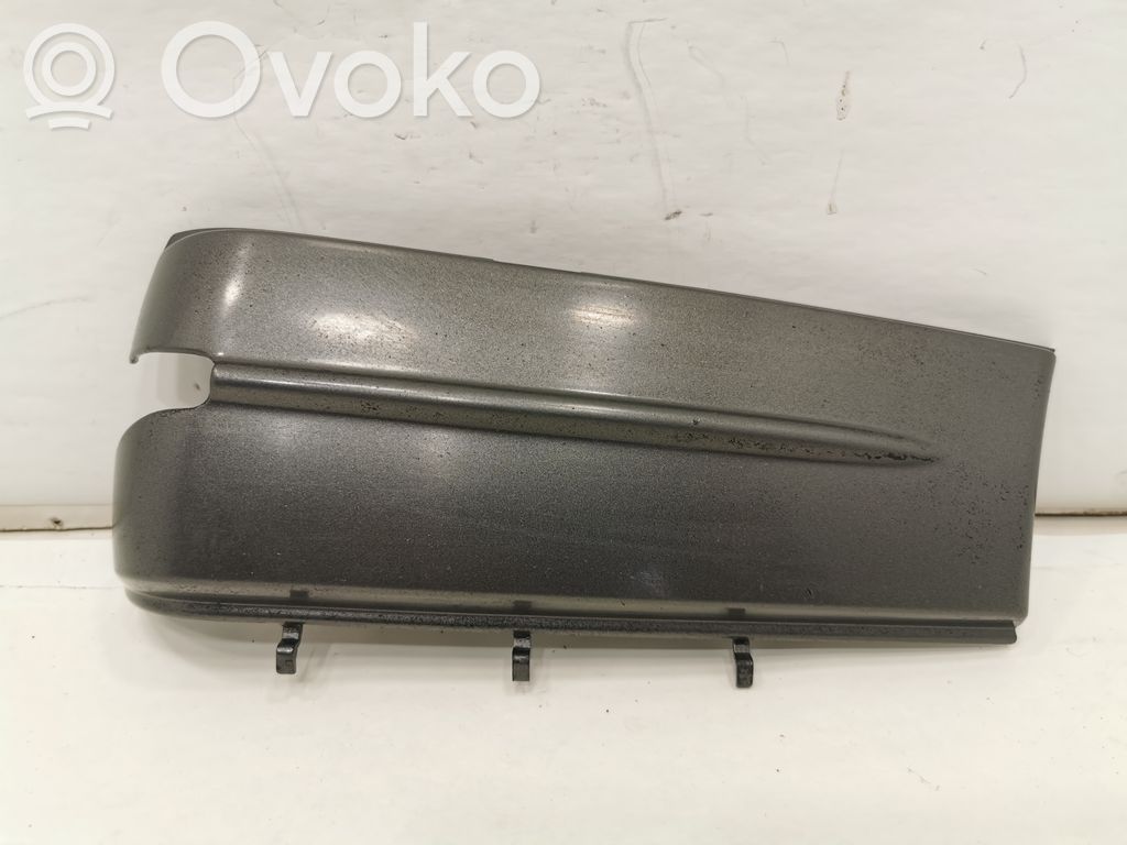 Apakšējais režģis (trīsdaļīgs)