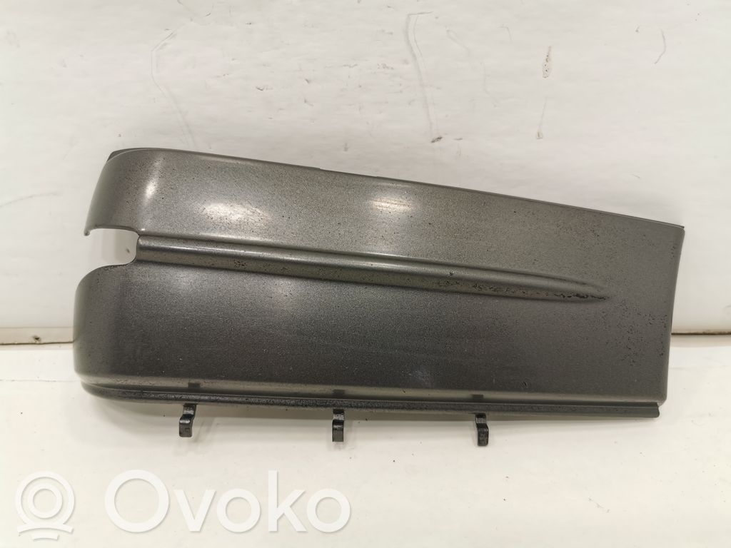 Apakšējais režģis (trīsdaļīgs)