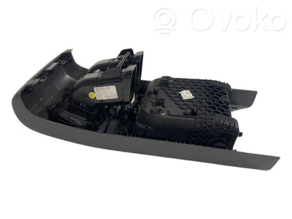 Aizmugurējā gaisa - ventilācijas reste