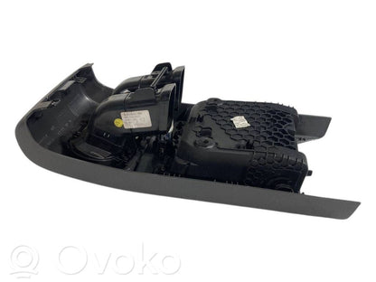 Aizmugurējā gaisa - ventilācijas reste