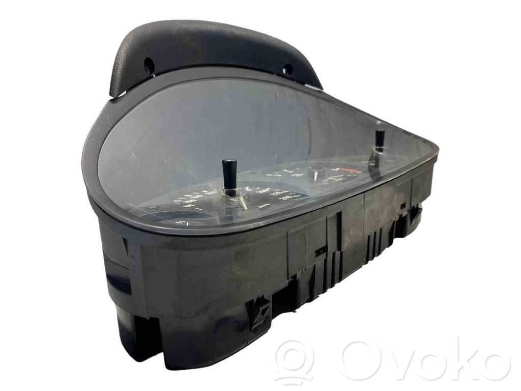 Spidometrs (instrumentu panelī)