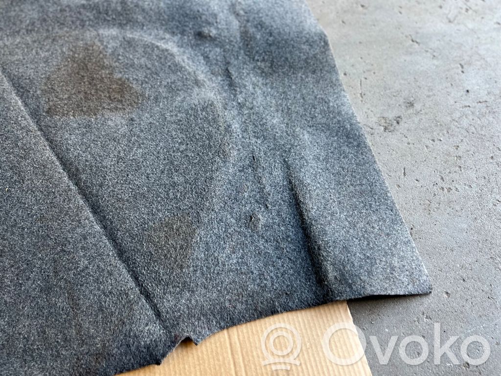 Trunk floor