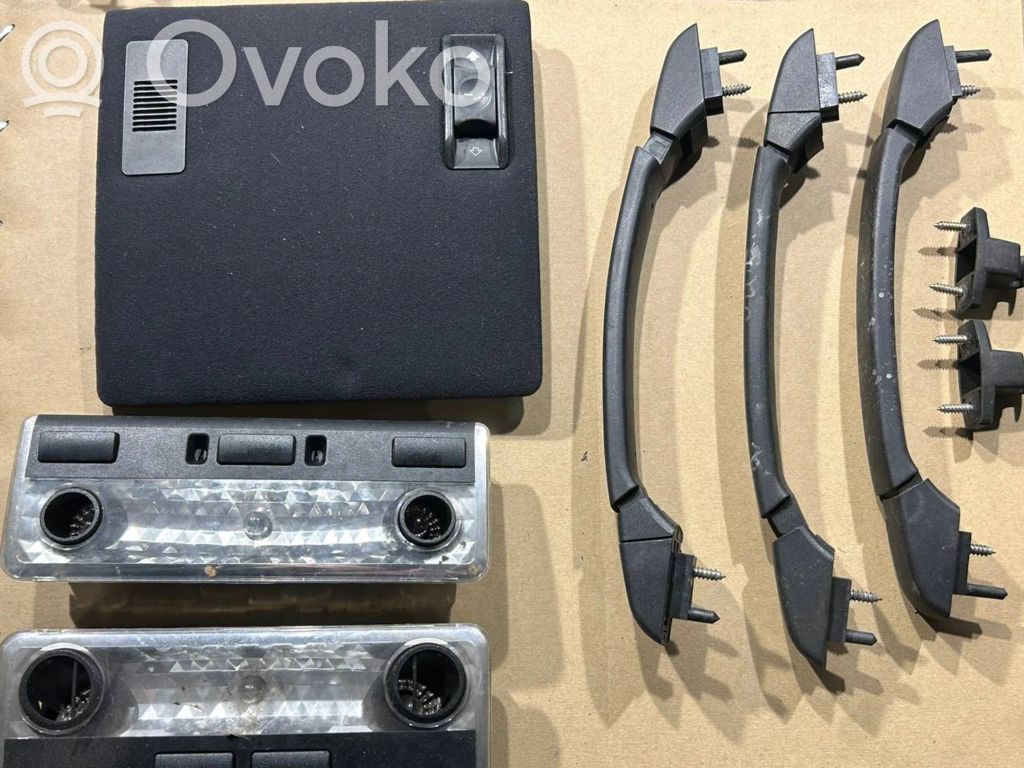 Cita veida salona detaļa