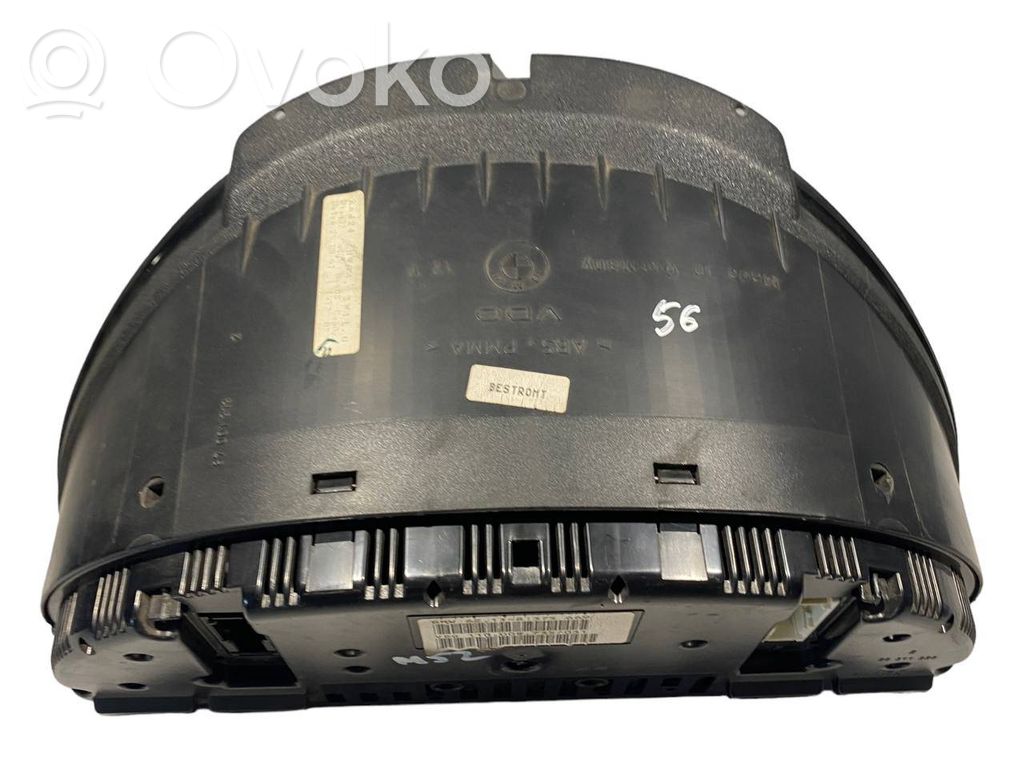 Speedometer (in the instrument panel)