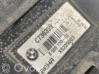 Radiatoru paneļa augšējā daļa (televizors)