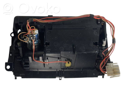 Pelnutrauks (priekšā)