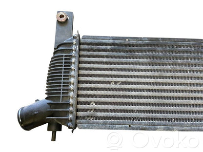 Starpdzesētāja radiators