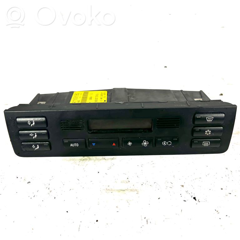 Air conditioning / climate control / interior heating control unit (in the passenger compartment)