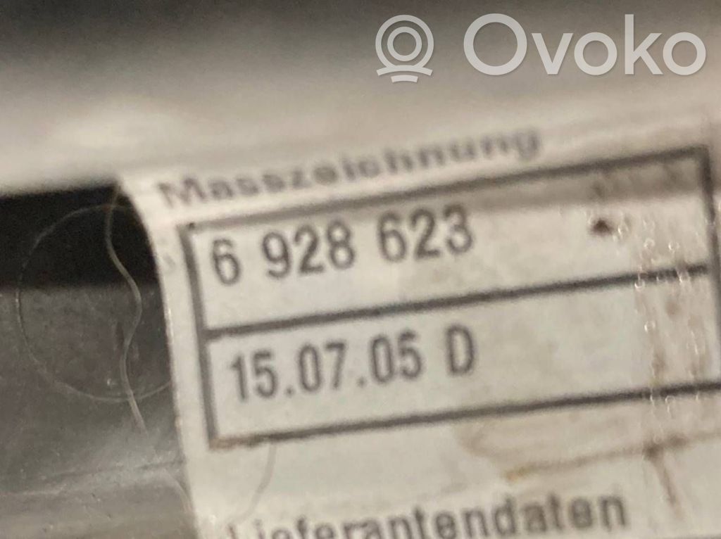 Stikla tīrītāja slotiņas