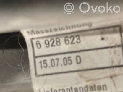 Stikla tīrītāja slotiņas