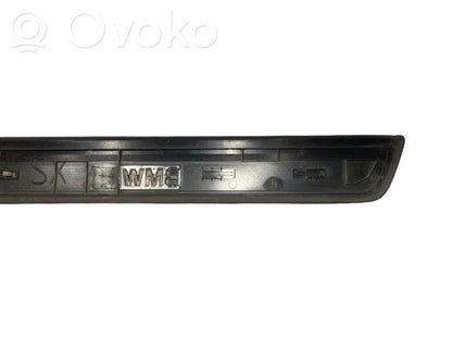 Front sill trim (inner)