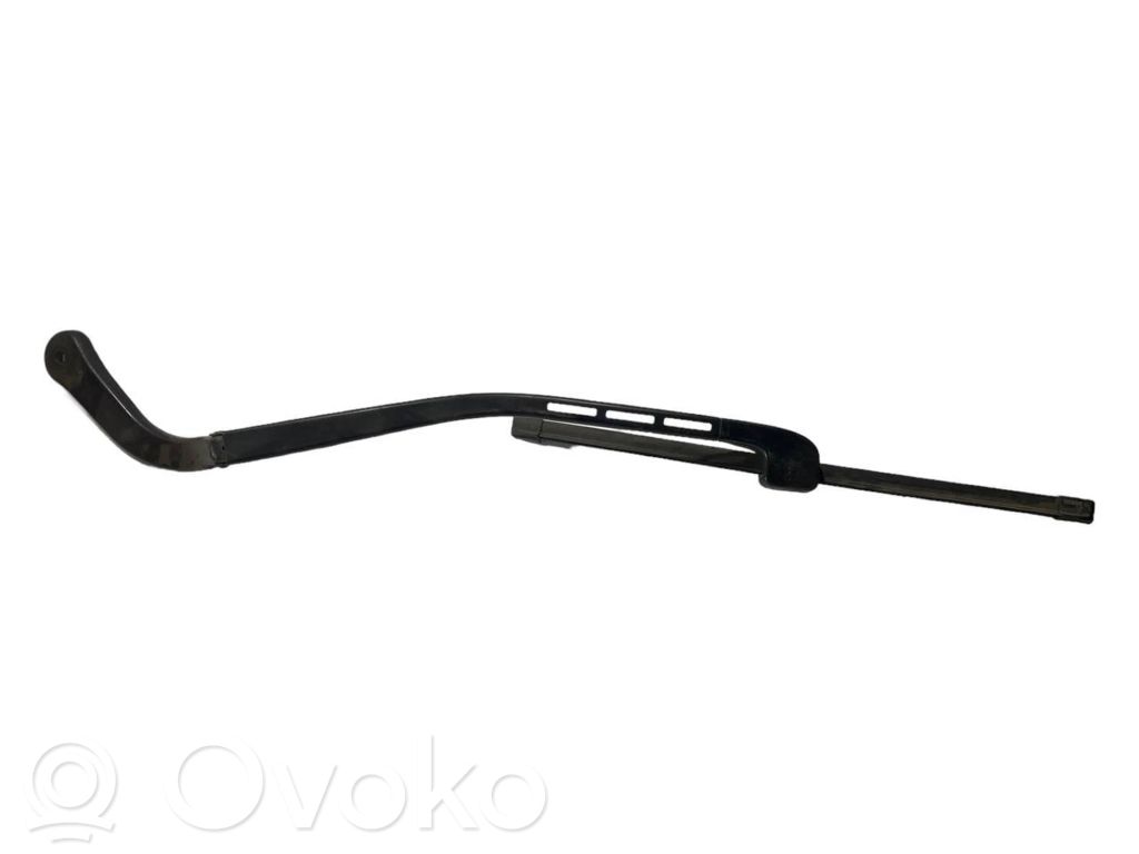Windshield wiper arm