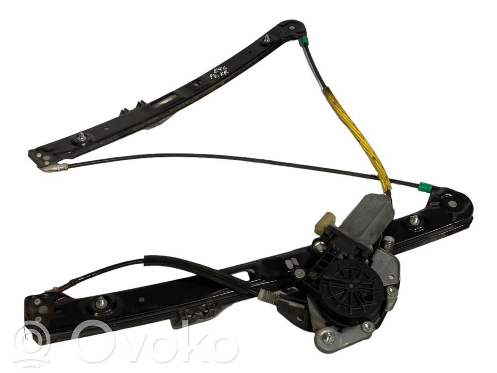 Priekšpusē elektriskā loga pacelšanas mehānisma komplekts