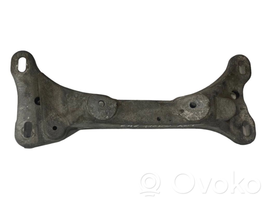 Transmission mounting bracket