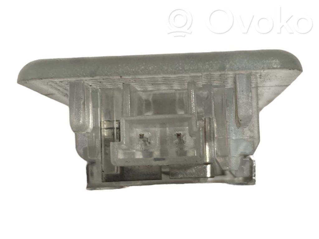 Cita veida salona apgaismojums