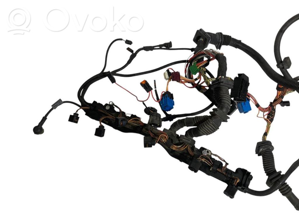 Dzinēja vadu instalācija