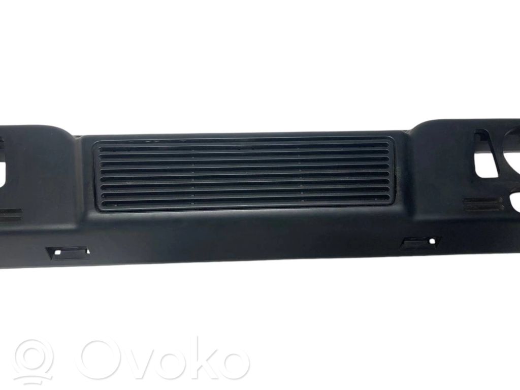 Cita veida bagāžnieka dekoratīvās apdares detaļa