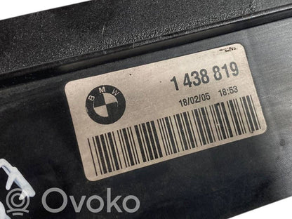 Caurulīte (-es) / šļūtene (-es)