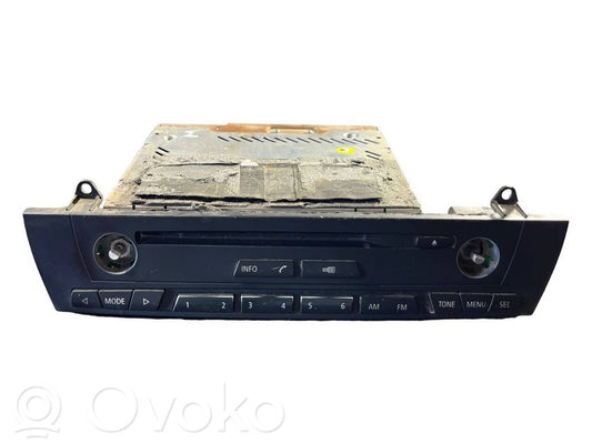 Radio / CD/DVD player / navigation