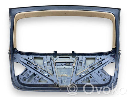 Aizmugurējais pārsegs (bagāžnieks)