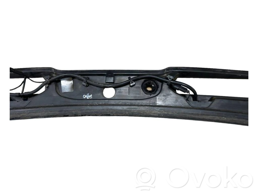 Stikla tīrītāja slotiņas