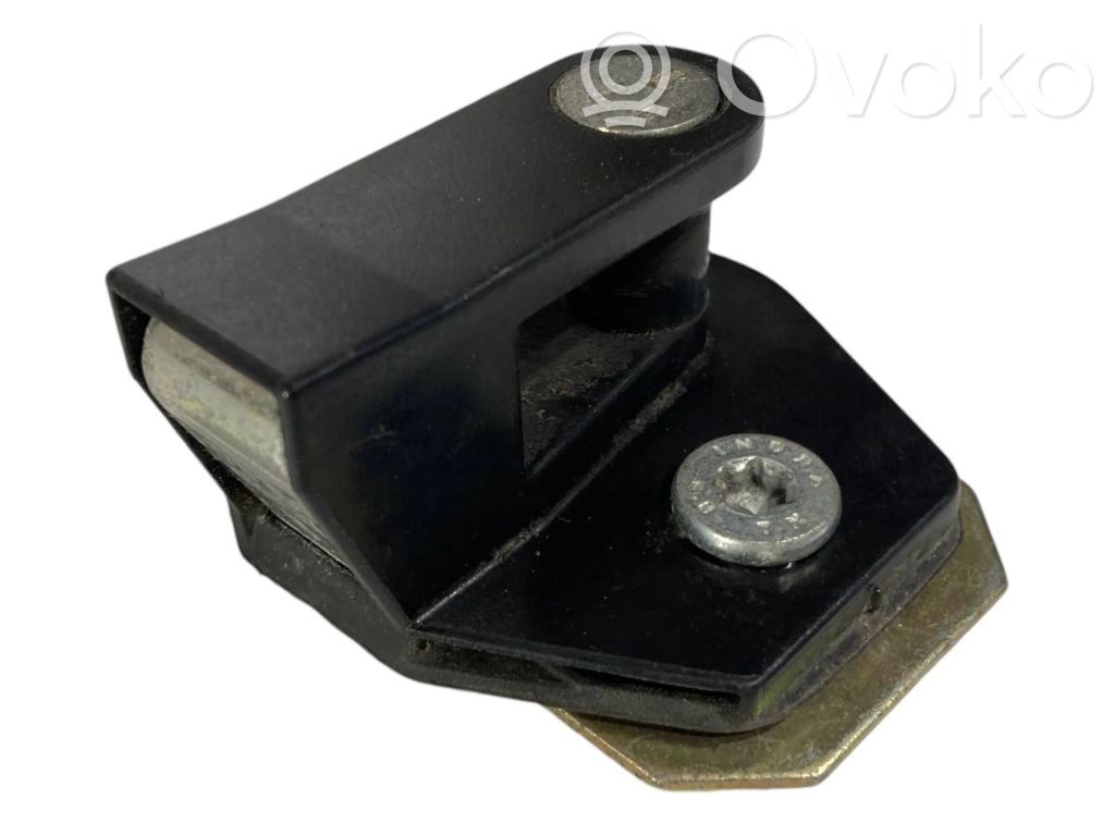 Петля для фиксации сзади