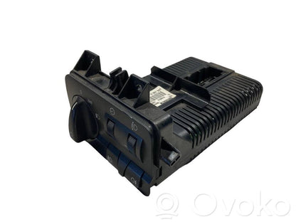 Headlight switch