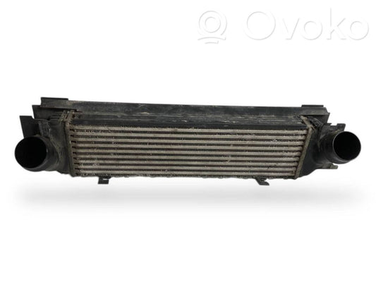 Starpdzesētāja radiators