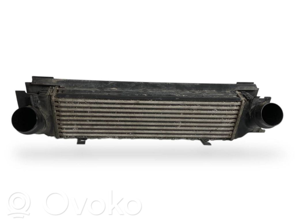 Starpdzesētāja radiators