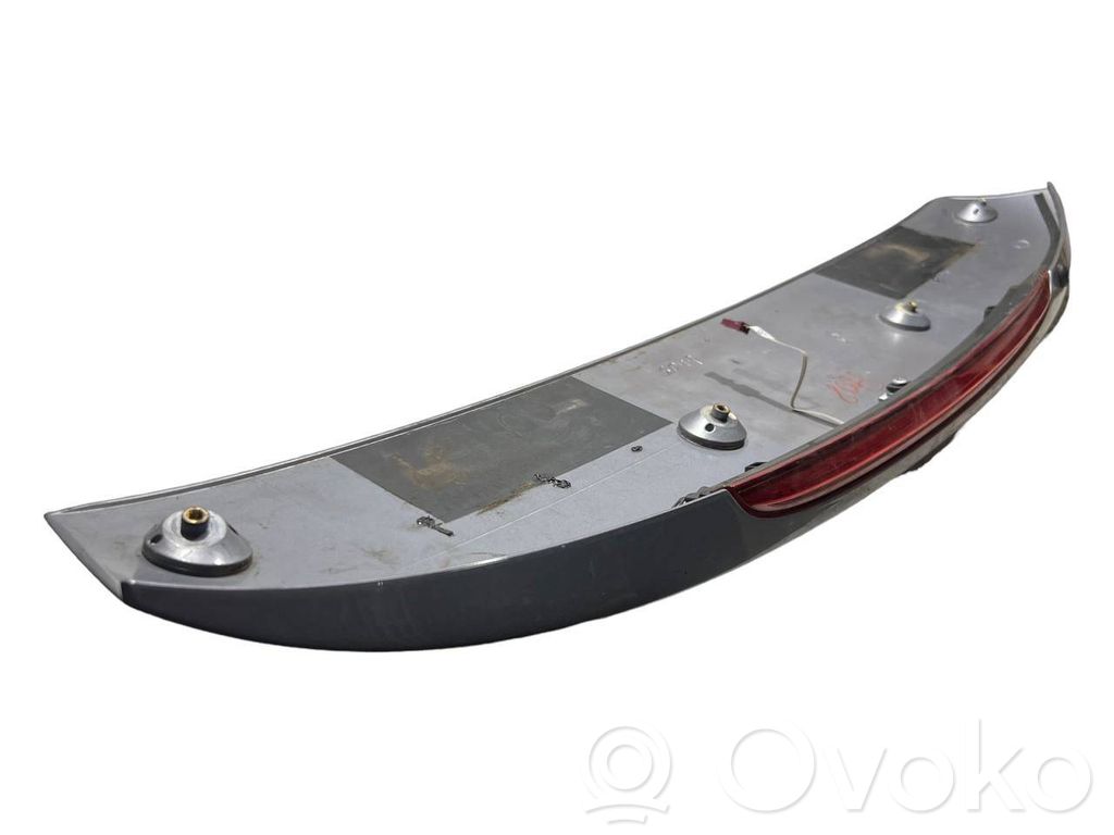 Spoilera aizmugurējais vāks