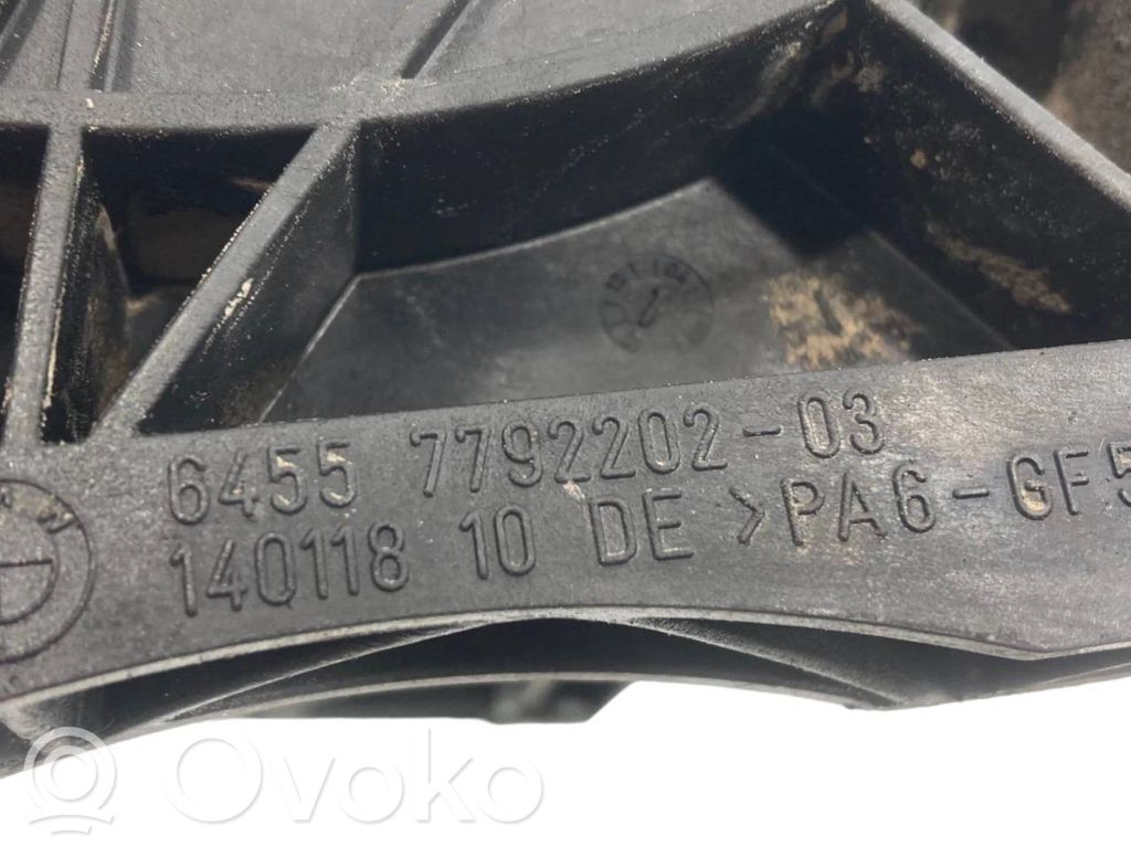Air conditioning compressor mount