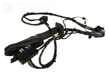 Aizmugurējo durvju vadu instalācija