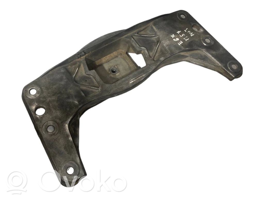 Transmission mounting bracket