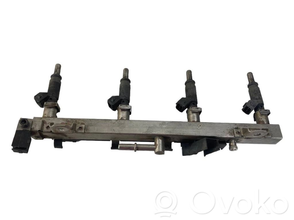 Degvielas maģistrālā caurule