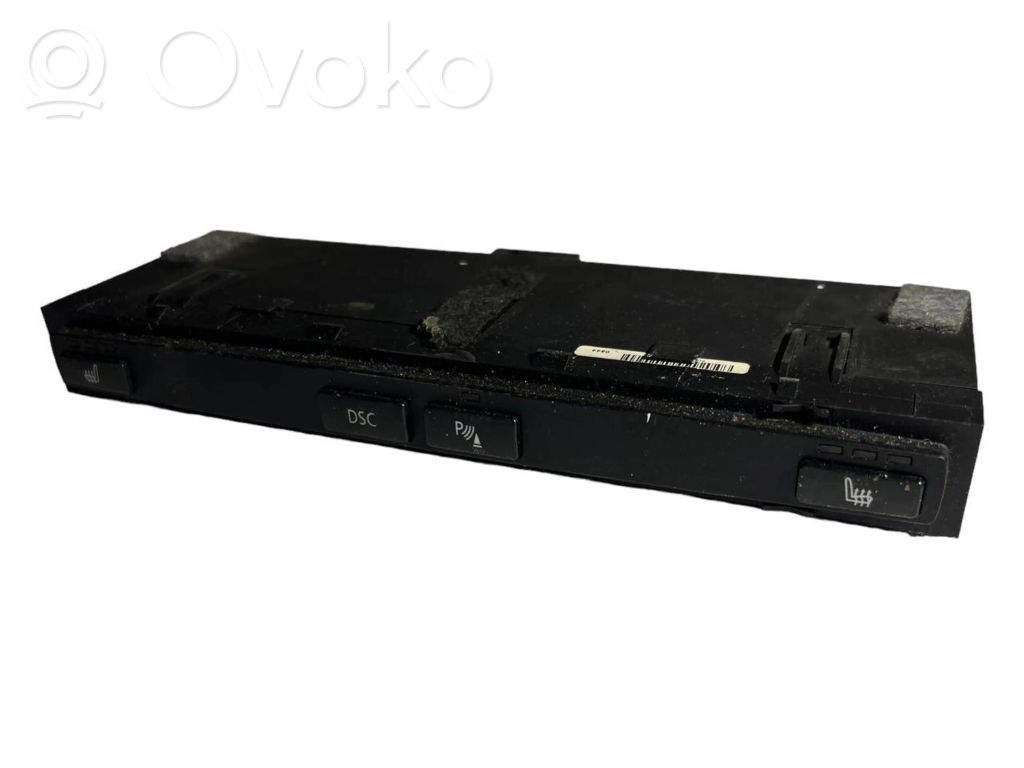 Seat heating switch