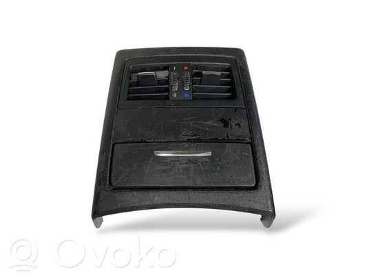 Aizmugurējā gaisa - ventilācijas reste