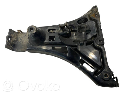 Rear bumper mounting bracket