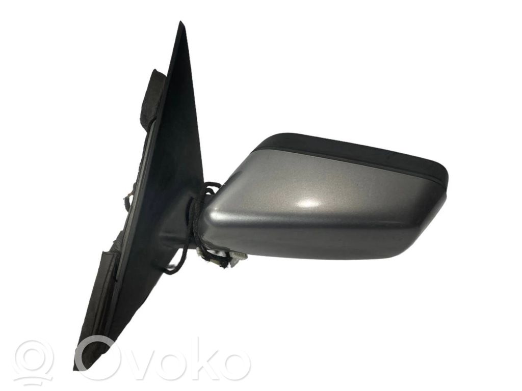 Spogulis (elektriski vadāms)