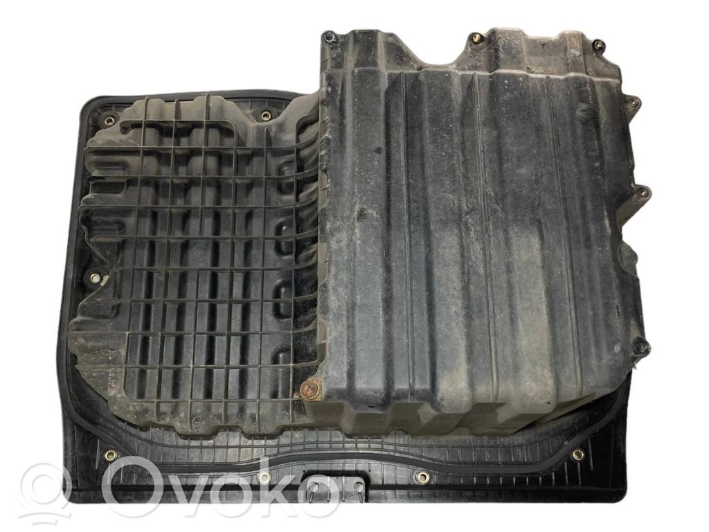 Trunk storage compartment
