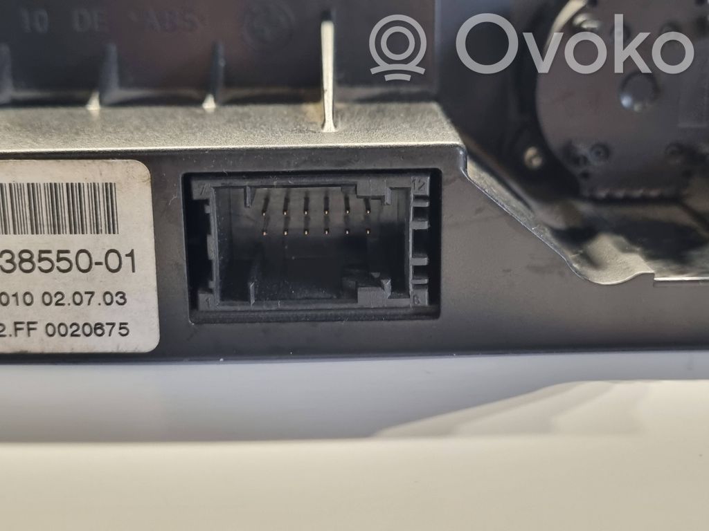 Gaisa kondicioniera / klimata kontroles / salona apsildes vadības bloks (salonā)