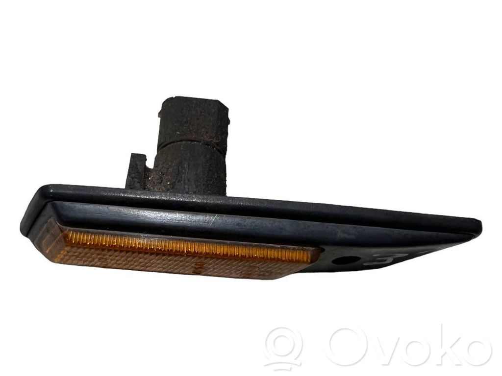 Spārna pagrieziena lukturis