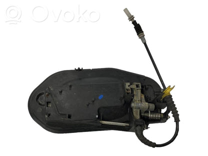 Aizmugurē turētājs / kronšteins ārējam atvēršanas rokturim