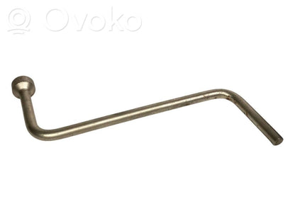 Riteņu uzgriežņatslēga