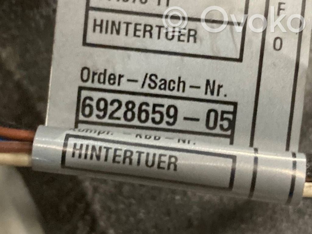 Aizmugurējās durvis