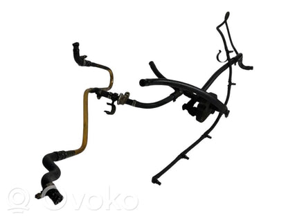 Degvielas caurulīte (-es)