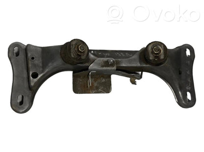 Кронштейн крепления трансмиссии